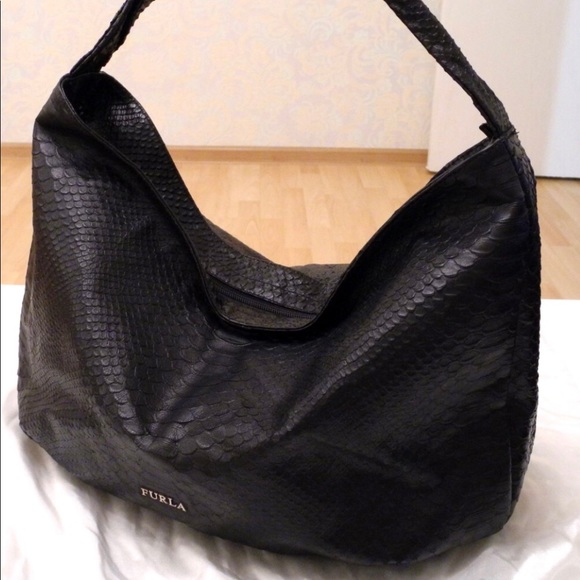 FURLA SALOME HOBO bag large like new!!! - Picture 3 of 8